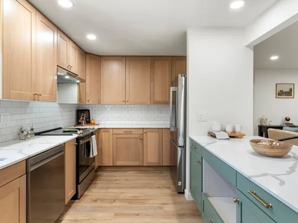 272 Ley Dr, La Salle, CO 80645