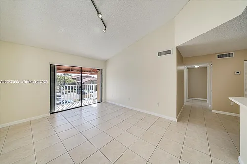 15630 SW 80th St #I-302 Photo 1