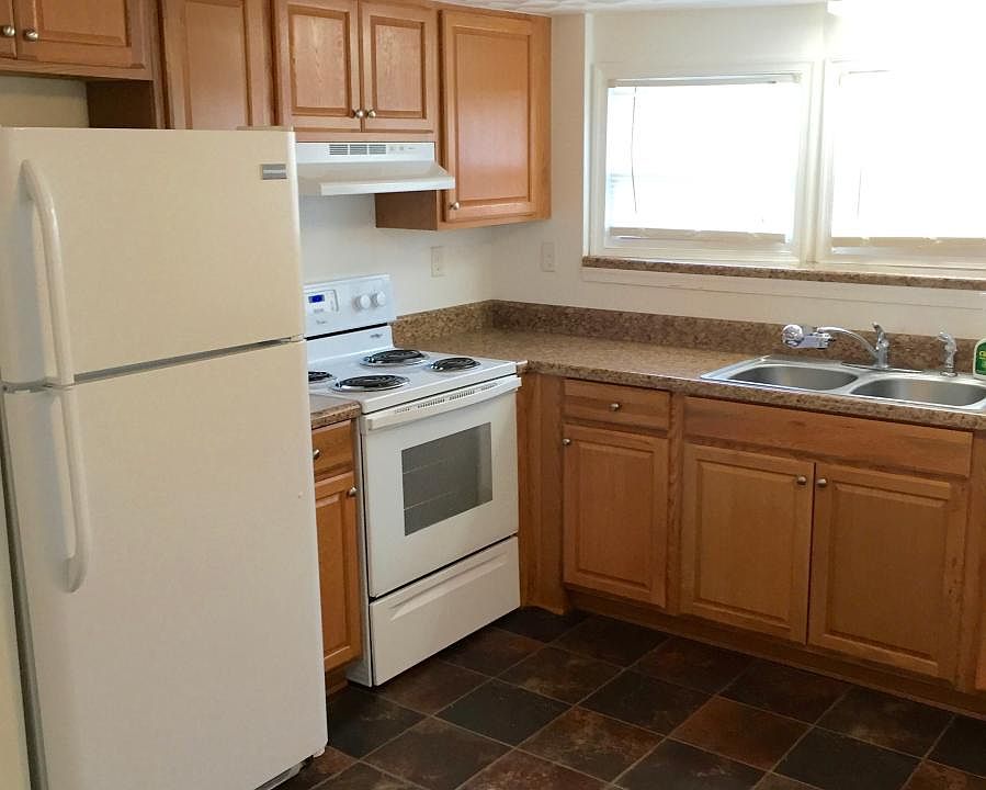 NEW KITCHEN AND APPLIANCES