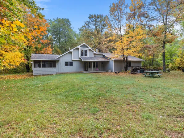 27499 W Twin Lake Dr, Pequot Lakes, MN 56472
