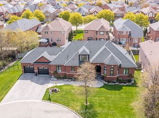 15 Bimmer Pl, Brampton, ON L7A 1J4