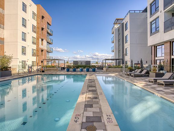 2nd image of 3578 Rambla Pl #323