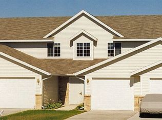 203 E Parkview St #A, Cottage Grove, WI 53527