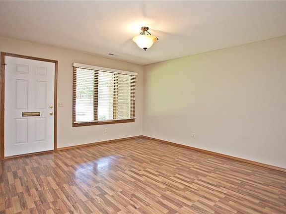 2nd image of 303 SW C St