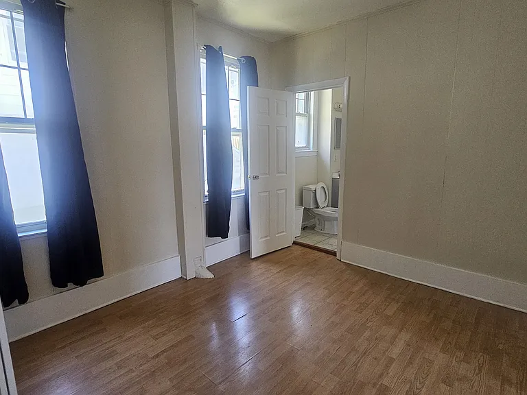 28 Terrace Ave #2F — Photo 14