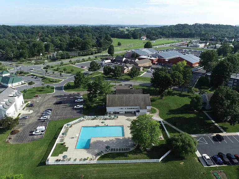 Village of Olde Hickory — Photo 9