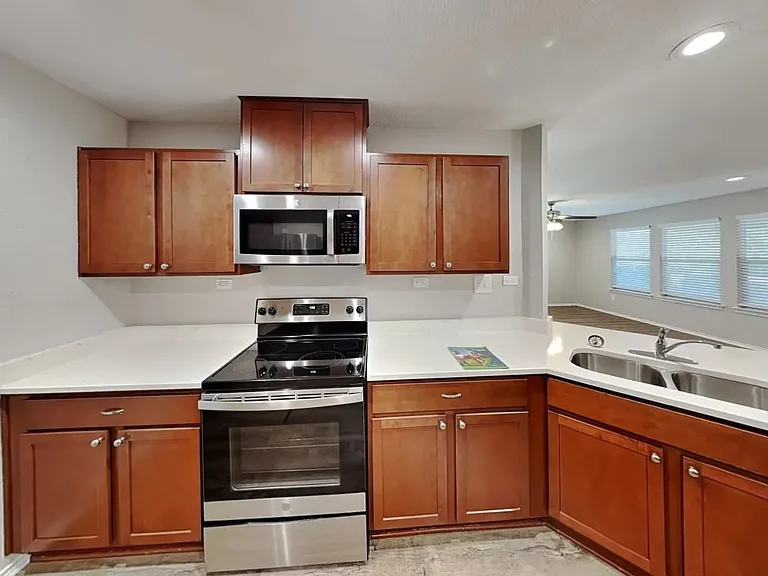 6911 Dulce Mdw — Photo 4