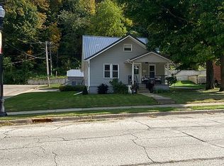 611 Main St, Mc Gregor, IA 52157
