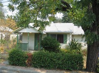 868 Olive St, Red Bluff, CA 96080