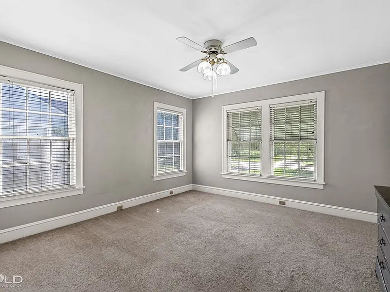 266 Carrollton Ave — Photo 35