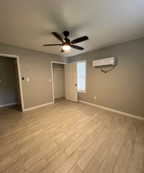3130 Cartwright St — Photo 3