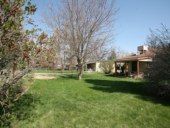 4th image of 5650 E Minnesota Dr