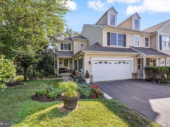 100 Juniper Ct, Glen Mills, PA 19342