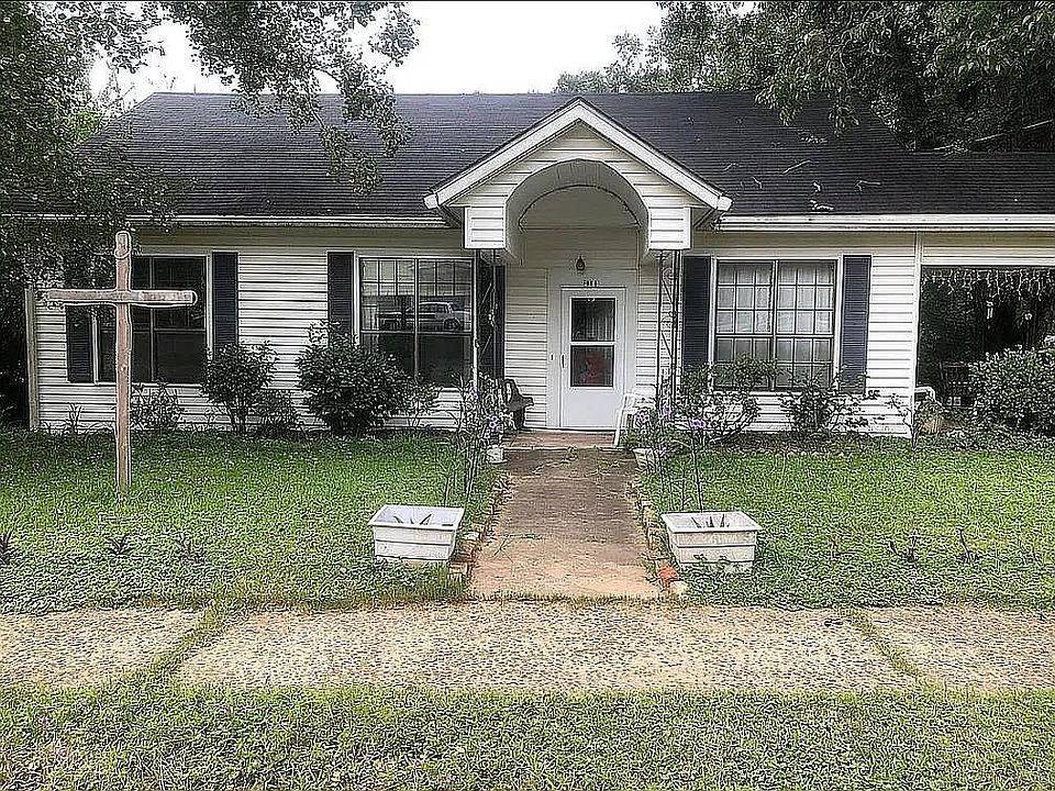 1st image of 566 Newton Ave