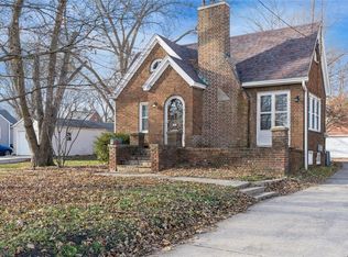 2112 40th Pl, Des Moines, IA 50310