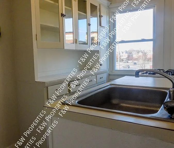 1544 E Broad St #303 — Photo 26