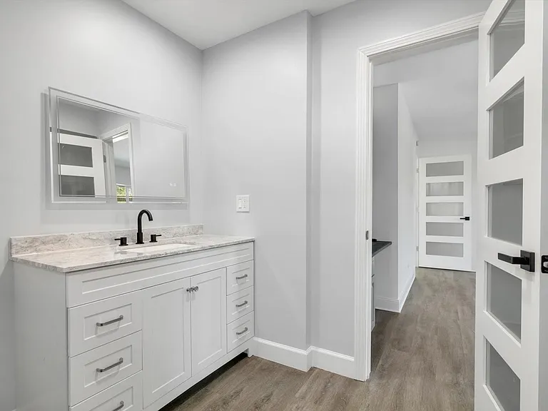 12564 Memorial Dr — Photo 33