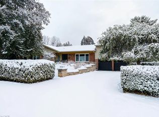 655 Gayne Blvd, Burlington, ON L7T 3V8