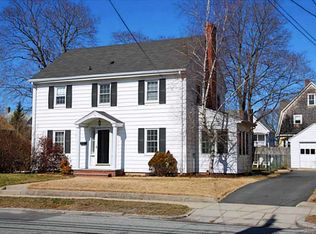 41 Colonial Ave, Cranston, RI 02910