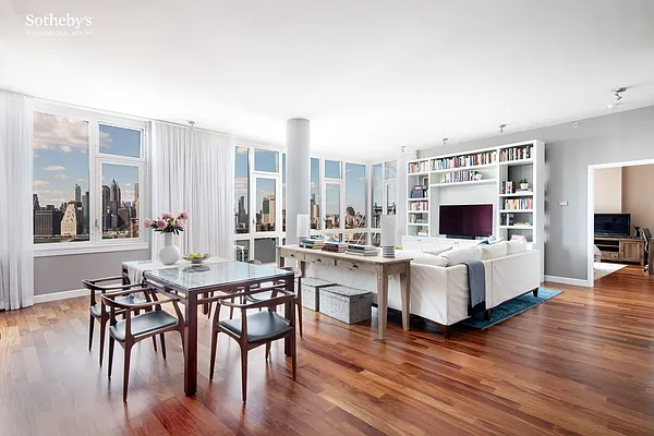 Sold by Sotheby's International Realty | media 4