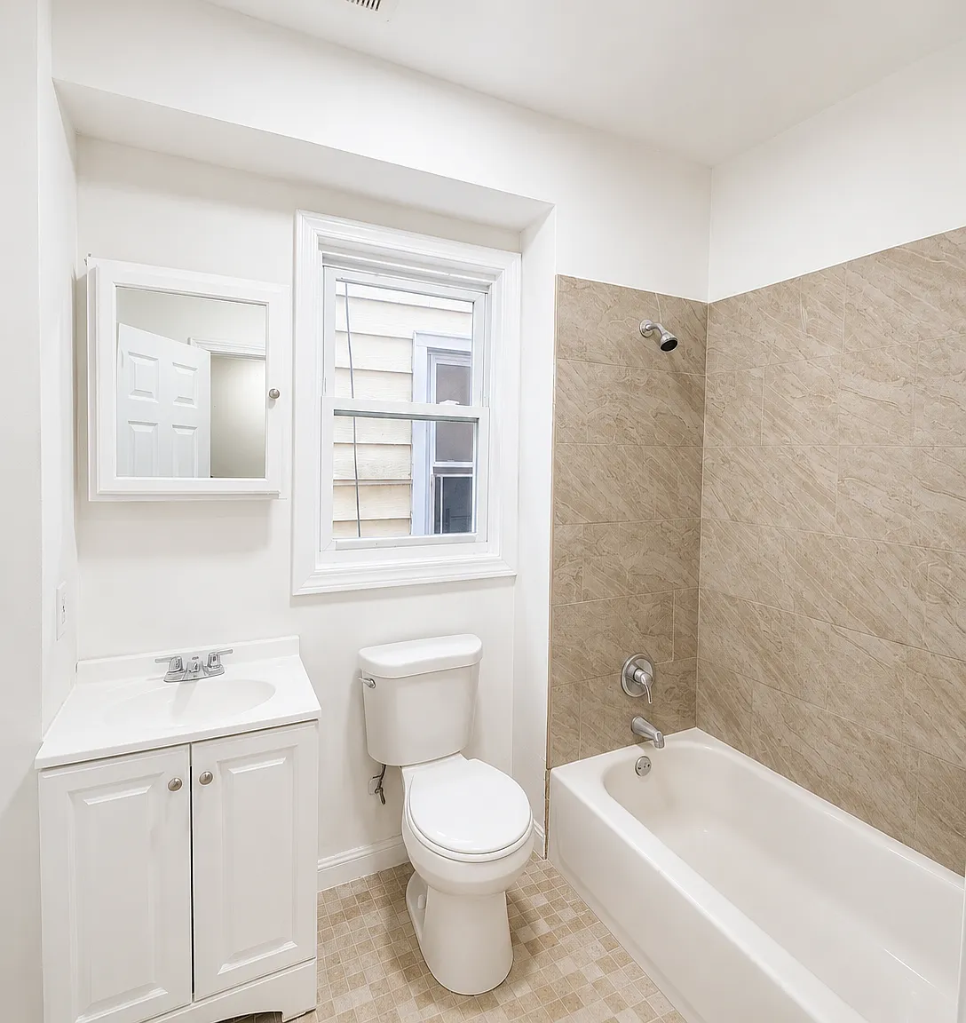 3 bed, $2,150 — Photo 4