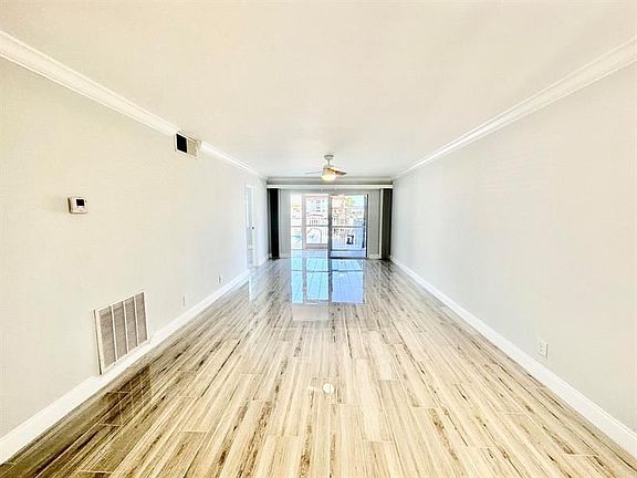 4th image of 312 Northlake Dr