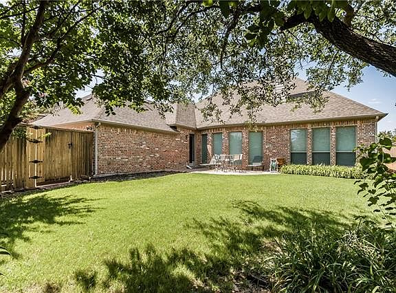 3rd image of 2385 Bannister Dr