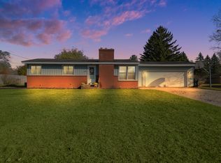 7732 Henry Ave, Jenison, MI 49428