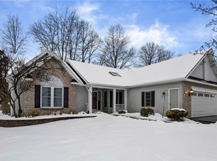 244 Sunny Mill Ln, Rochester, NY 14626