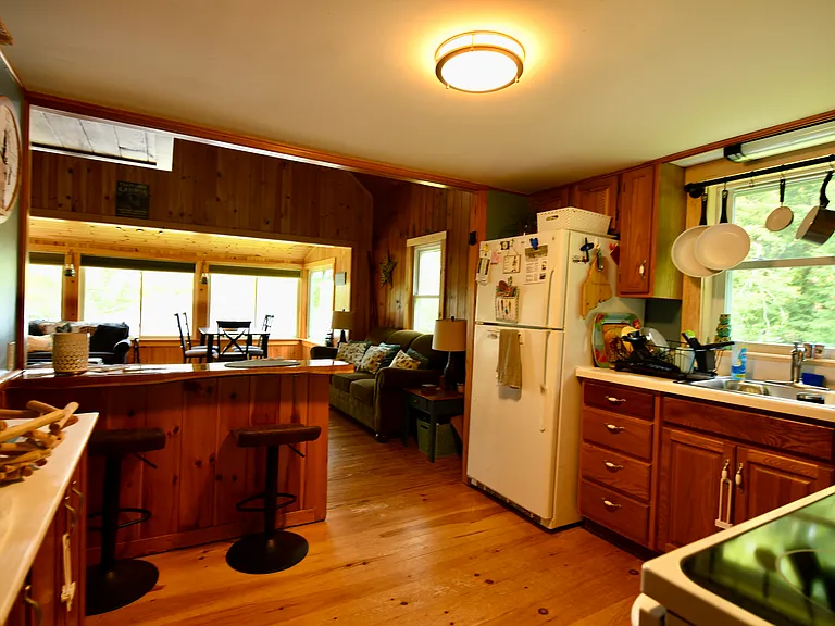 121 Heath Rd — Photo 9