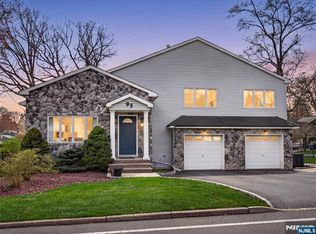 95 Clinton Ave, Hillsdale, NJ 07642