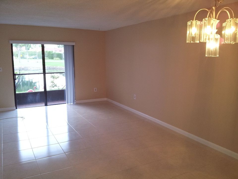 Living  / Dining Room