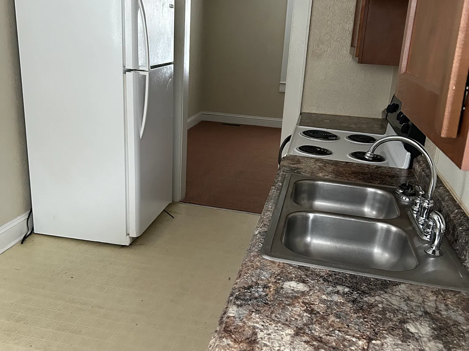 99 S Vance Dr — Photo 1