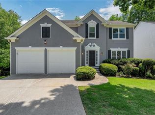 1095 Lyndhurst Way, Roswell, GA 30075