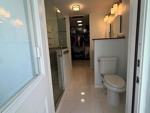 2nd image of 2267 Aldridge Ave
