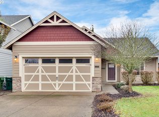 585 Donna Dr, Newberg, OR 97132