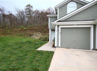 5508 NW Moonlight Meadow Dr, Lees Summit, MO 64064