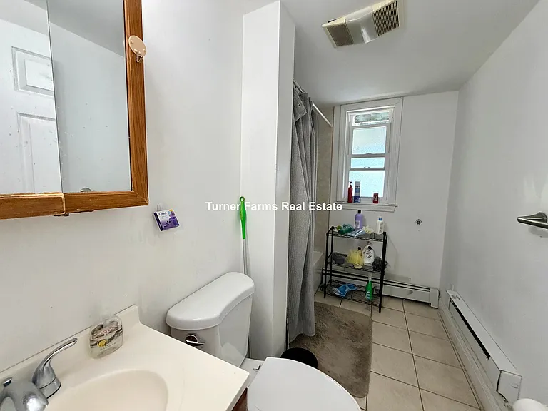 249 Boston Ave — Photo 4