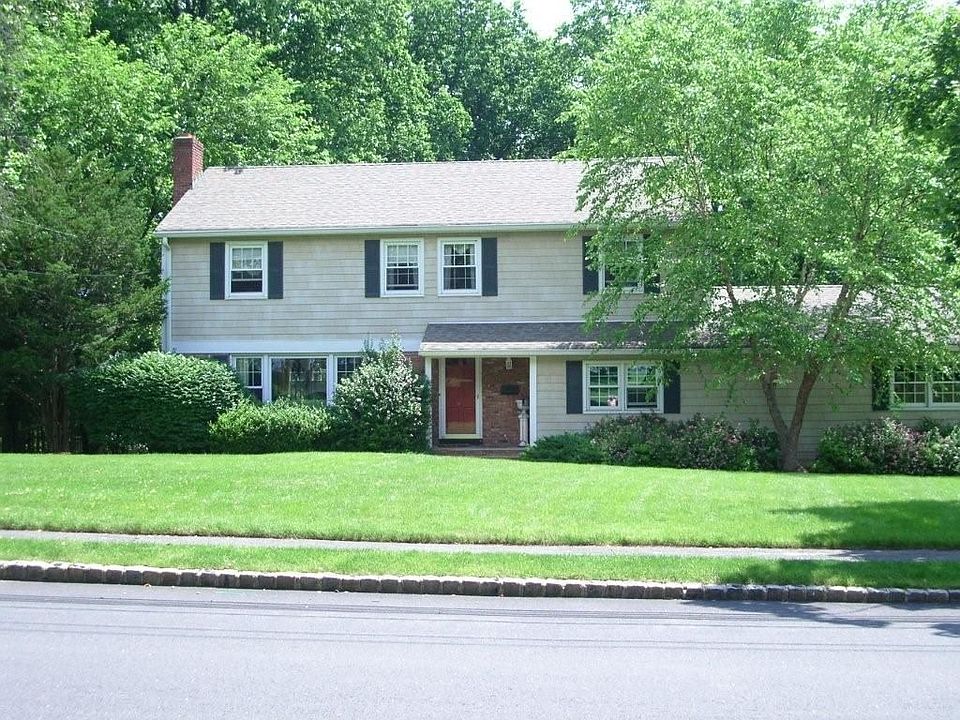 1st image of 8 N Hillside Ave