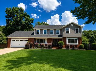 203 Cedarwood Ct, Russellville, AR 72801