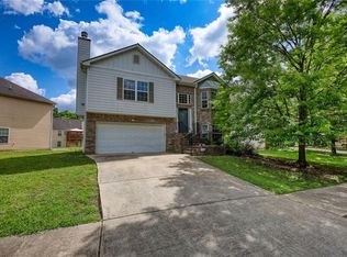 2000 Redwood Trce, Ellenwood, GA 30294