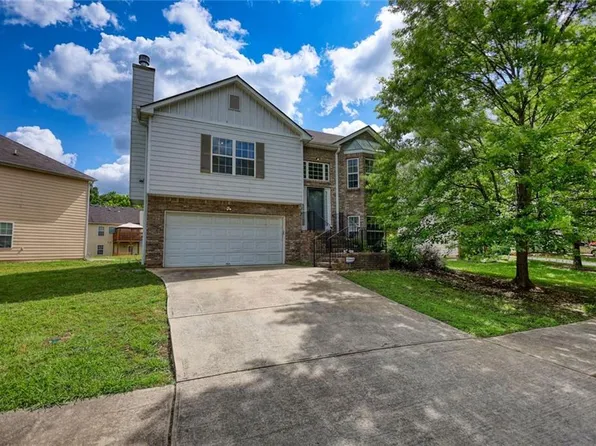 2000 Redwood Trce, Ellenwood, GA 30294