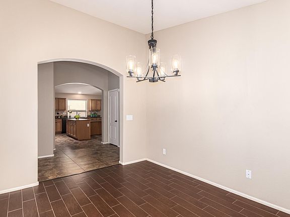 5th image of 17609 W Voltaire St