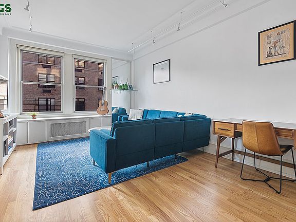 3rd image of 215 W 91st St APT 105