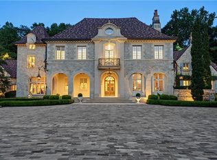 5375 Long Island Dr NW, Sandy Springs, GA 30327