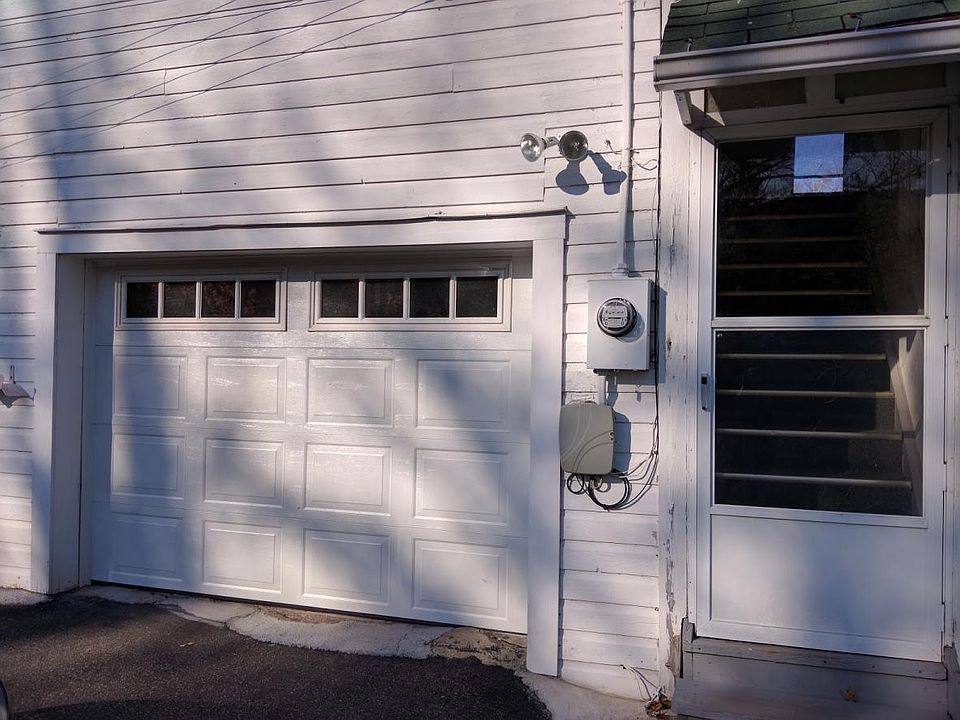 Heated garage parking space