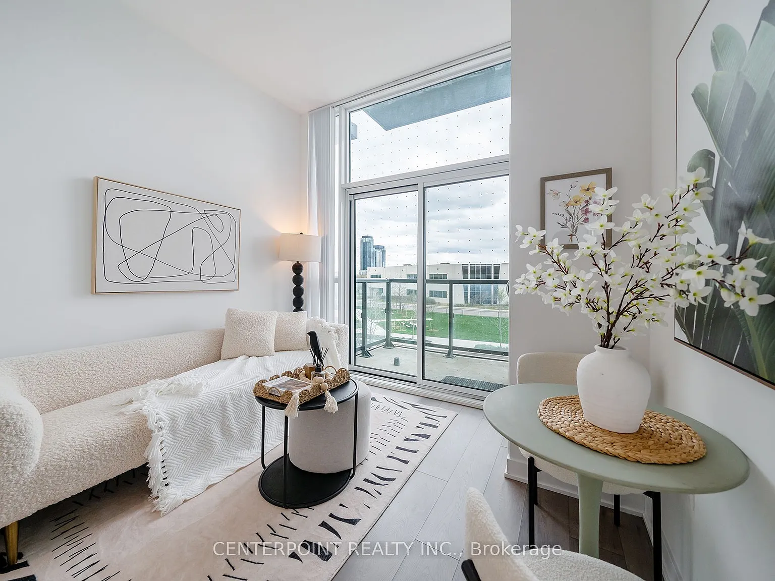 2 bed, $2,250 — Photo 4