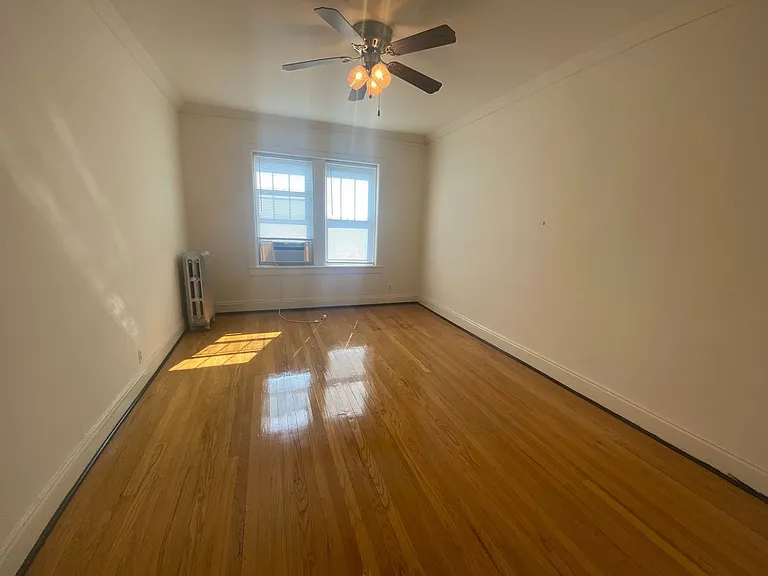 5000 Two N Winchester Ave #1940-48 — Photo 6
