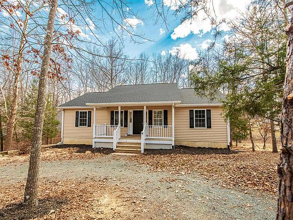 3rd image of 9 Amethyst Rd