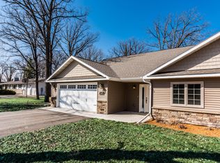 907 Oakland Park Rd, Thief River Falls, MN 56701